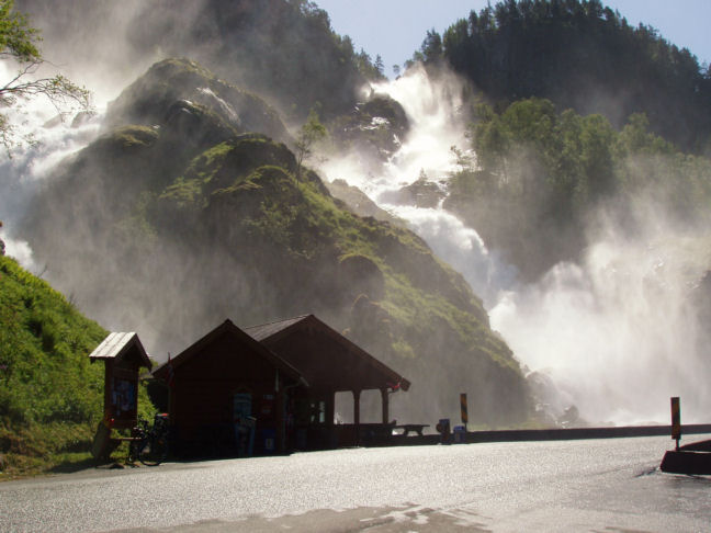 L�tefossen