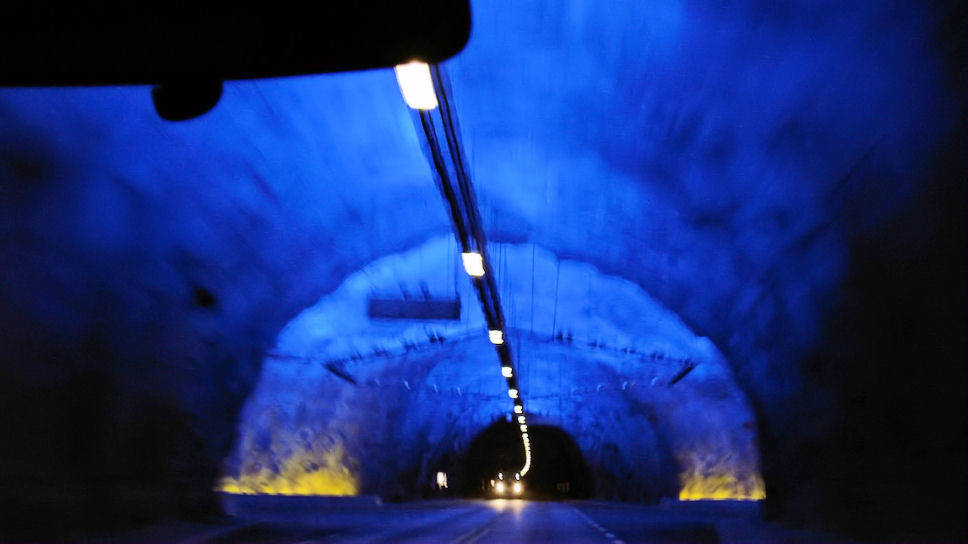 L�rdalstunnel 24.5 KM