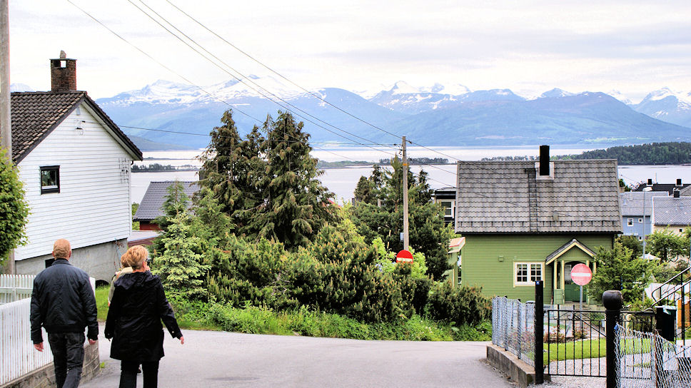 Molde, ;0))
