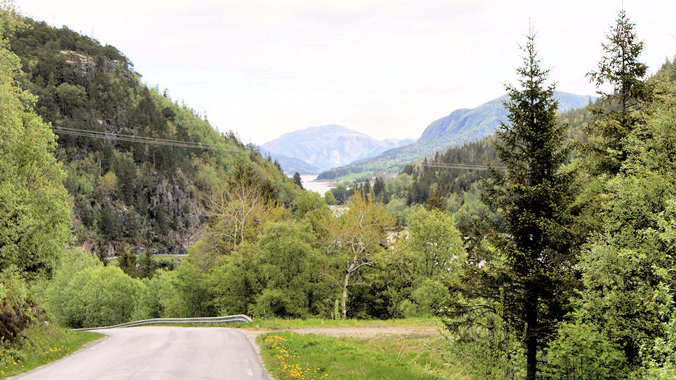 Kystriksveien, RV 17