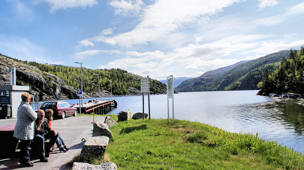  Leirvika Boot  naar Hemnes  (Notholodden)