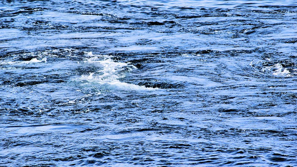 Saltstraumen , Draaikolken van 10 m