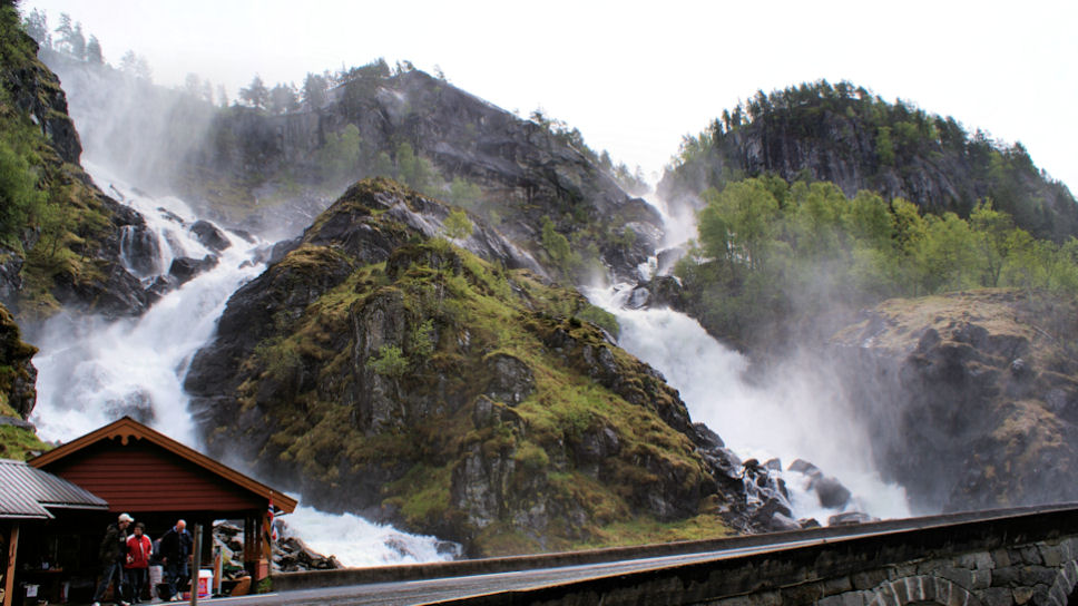 L�tefossen 
