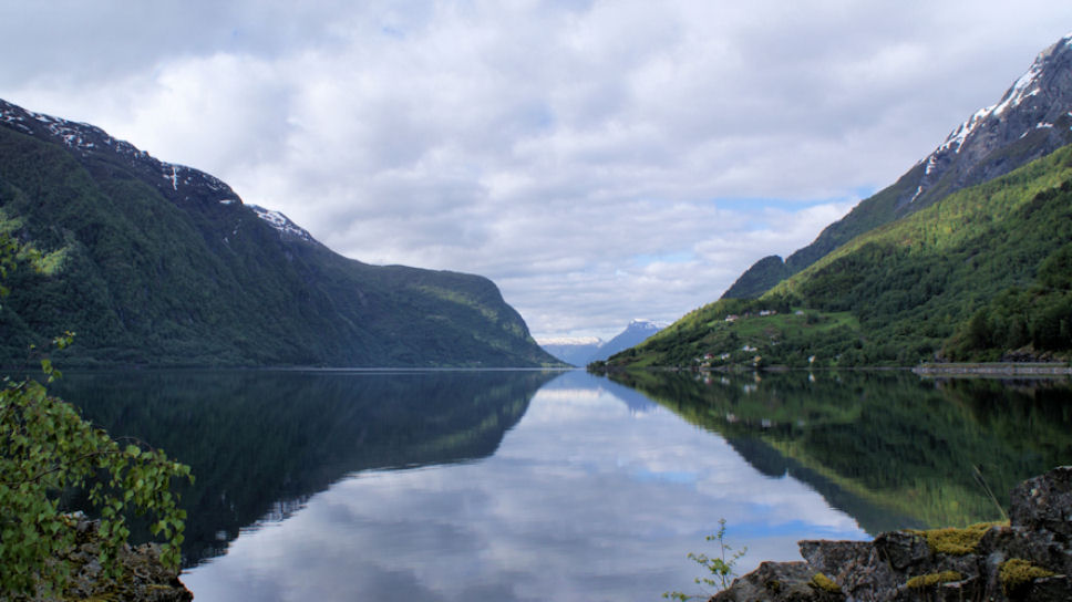 Sjognefjord, Skjolden